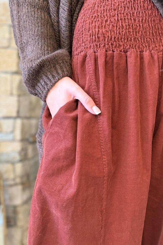 Lock Needlecord Shirring Barrel Pant Rust